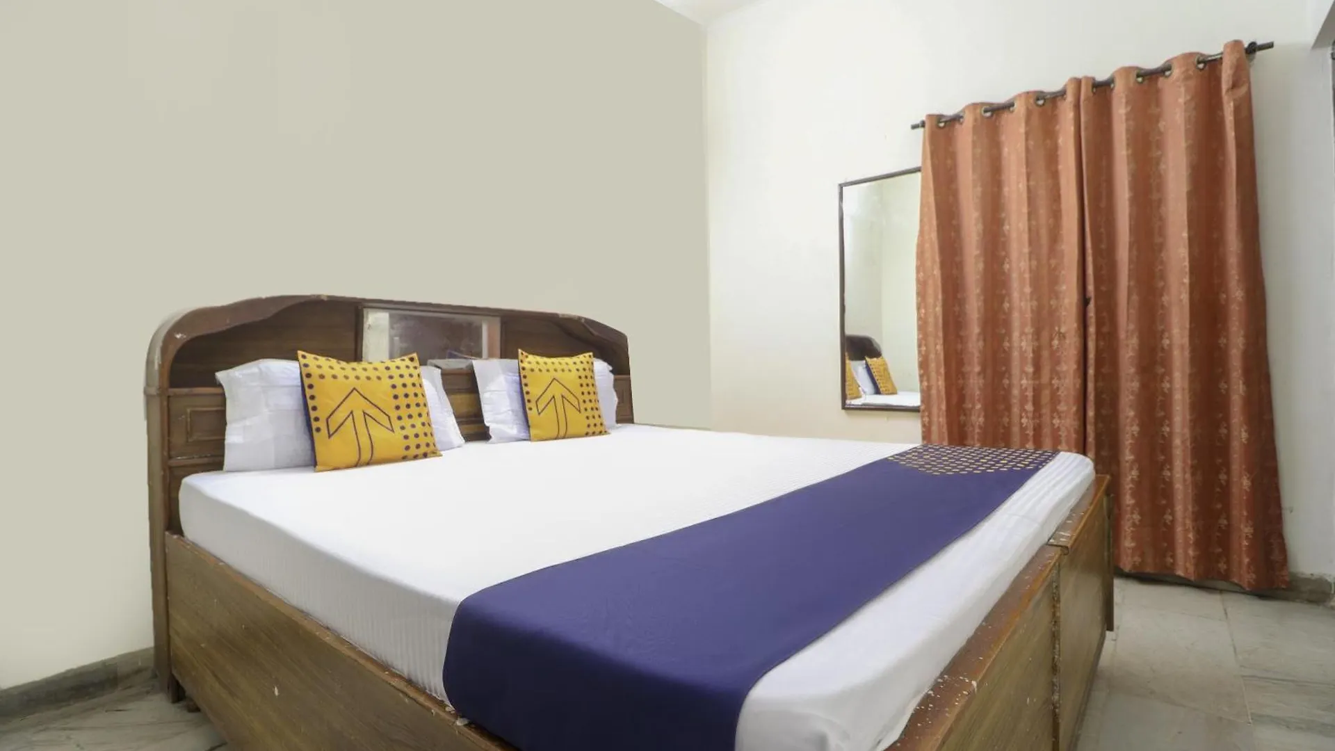 Hotel Spot On Motel Haryana Chandigarh